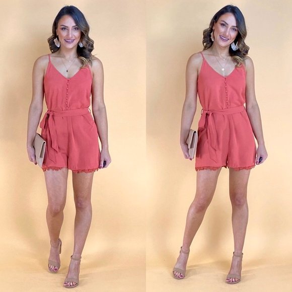 NWT Entro Lace Trim Romper - Picture 5 of 5